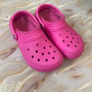 Hot pink fluffy crocs